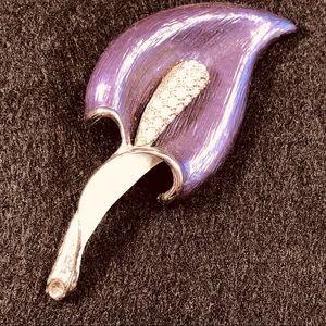 Purple Cala Lily brooch pin vintage rhinestones